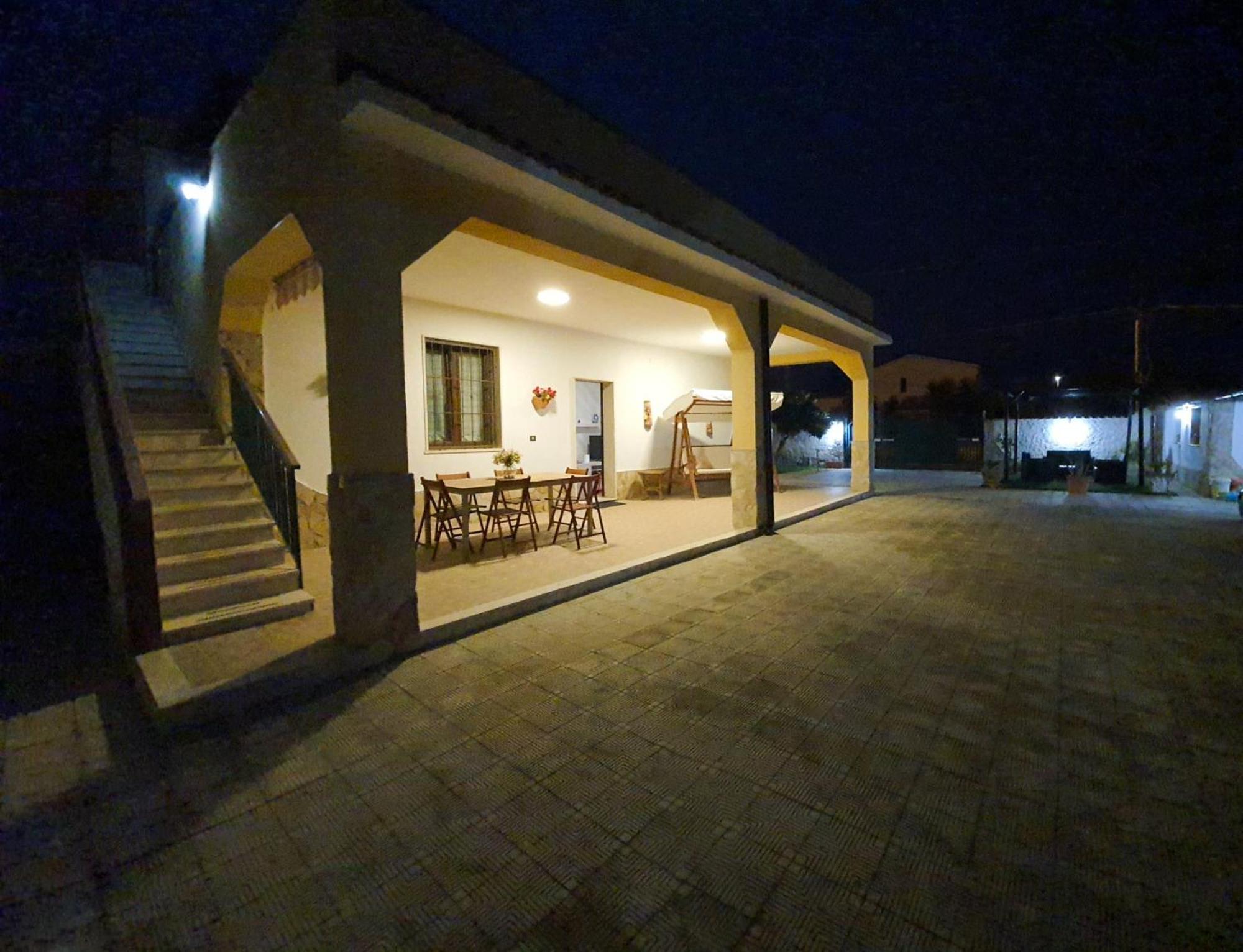 Villa La Sosta - 150M Dal Mare - Patio Privato E Areal Relax Arenella  Exterior photo